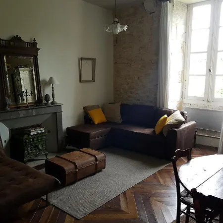 Сasa de vacaciones Le Nid Des Oiseaux *